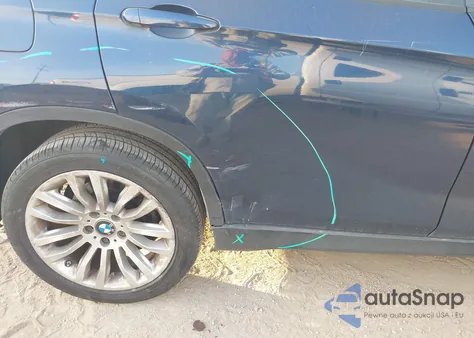 2013 BMW X1 Sdrive28I z USA, uszkodzony, nr VIN WBAVM1C58DVW42530